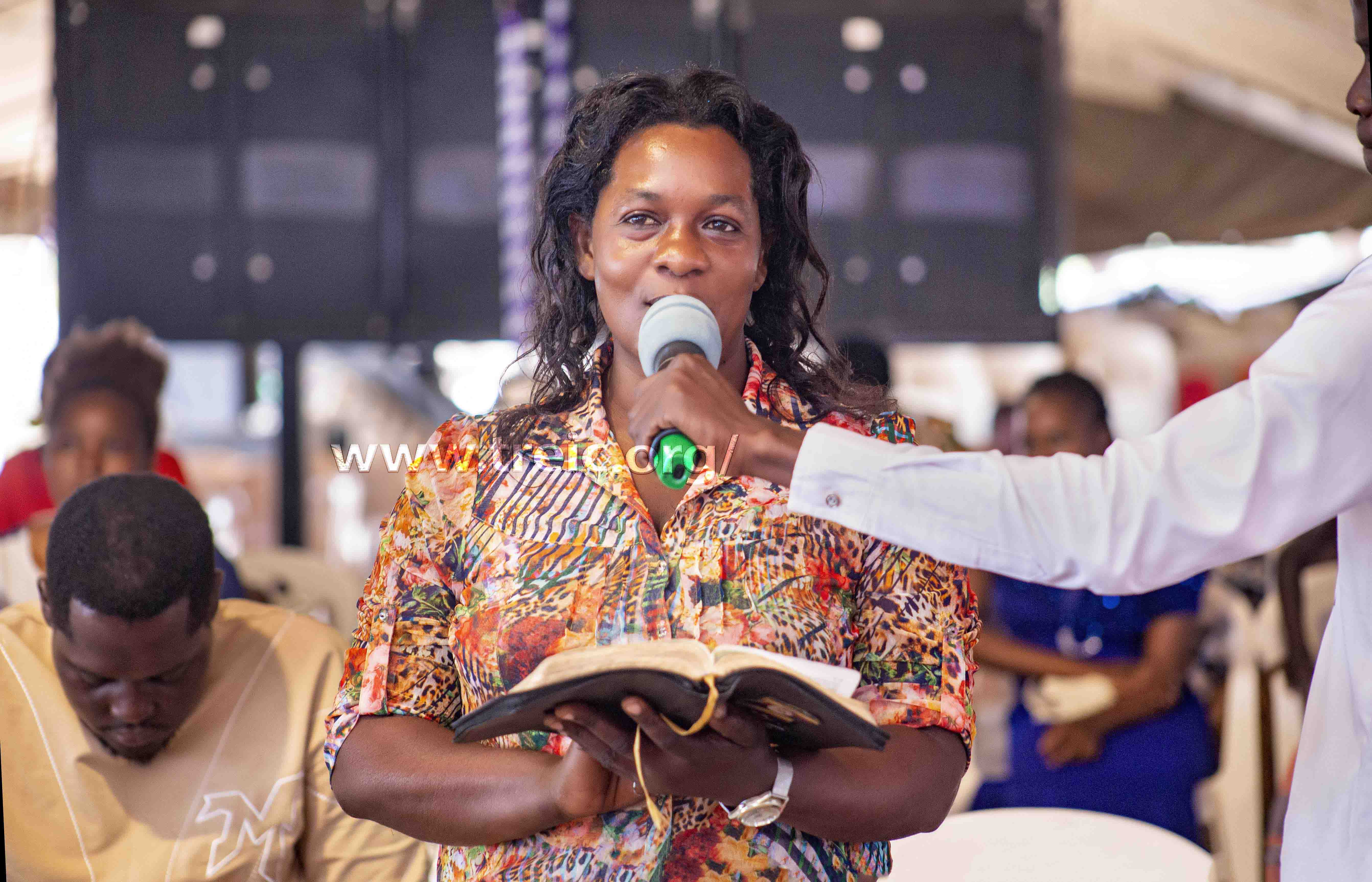 5.	Sr. Kayanja Norah from Nansana is giving us the scripture of the day, 2 Kings 9:1..